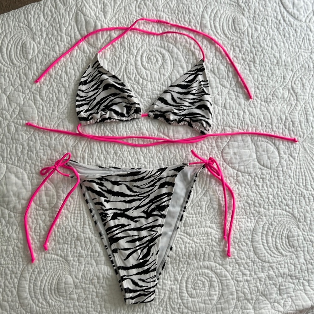 Medium Betty Jade brand bikini